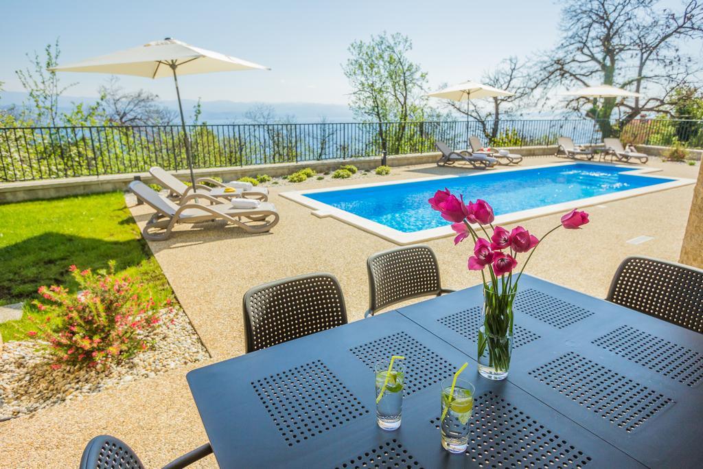 Villa Manus - Boutique Apartments Lovran Eksteriør bilde